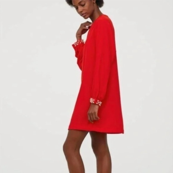 H&M Red Mock Neck Pearl Cuff Shift Dress Size 6 - Picture 3 of 10